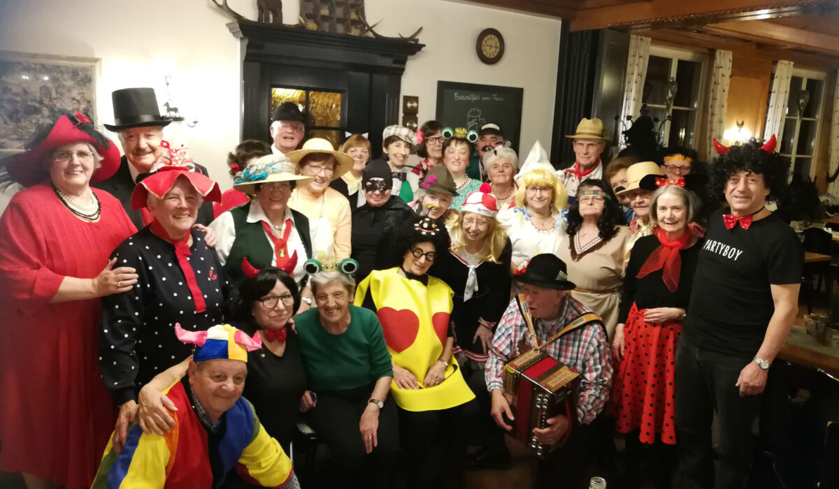 Faschingsfoto des Verbands Südtiroler in Salzburg Stadt